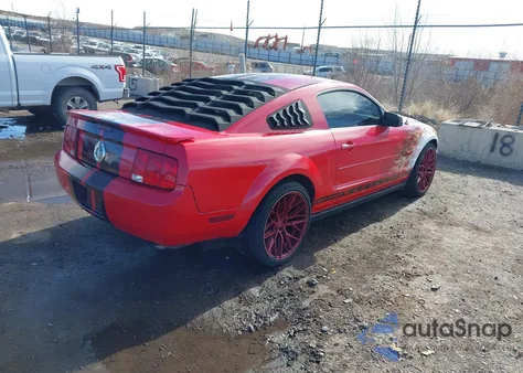 2007 Ford Mustang V6 Deluxe/V6 Premium z USA, uszkodzony, nr VIN 1ZVFT80N775211685